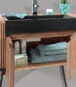 Salle de bains en teck massif et vasque en pierre