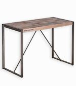 Table en bois de bateau recyclé et métal