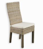 Chaise IOLA en kubu blanchi