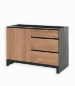 Meuble bas en pin massif teinté noir et chêne huilé