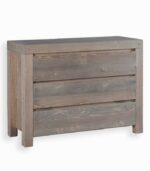 Commode en pin massif brossé