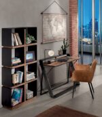 Bureau SKOVE en sapin massif et fer