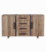 Bahut en bois brut et fer vieilli