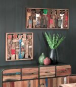 Tableau au design ethnique en bois coloré