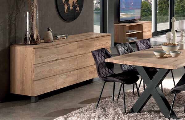 Mobilier en Chêne massif brossé