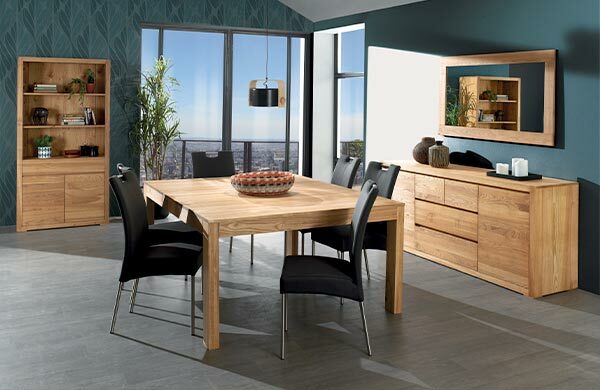 Salon en bois massif au design nordique