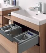 Salle de bains HOBSON couleur chêne avec double vasque