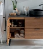 Salle de bain avec vasque en pierre