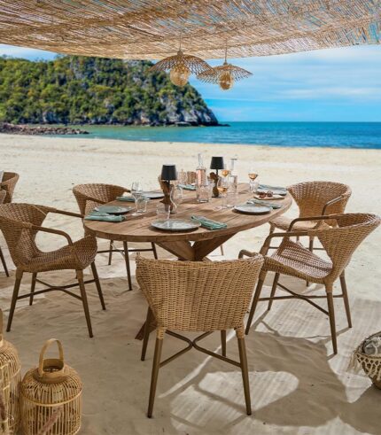 Table de jardin UROS en teck