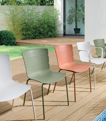 Chaise de jardin empilable TAYLOR